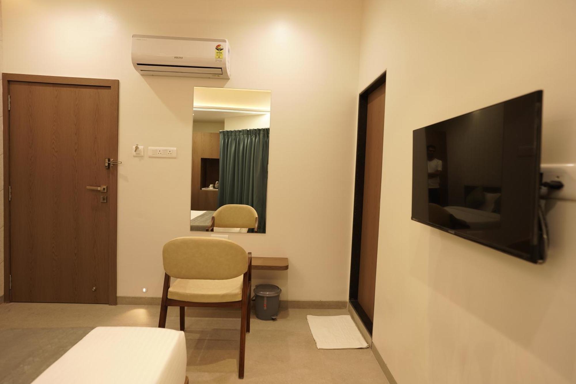 A Square Executive Hotel Aurangabad  Eksteriør billede